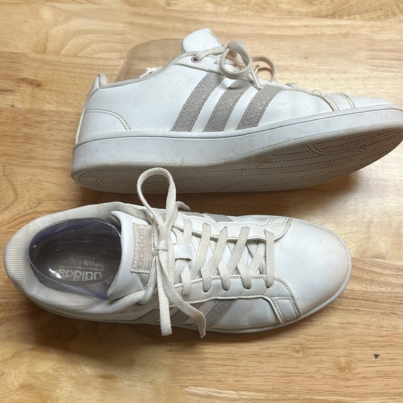 Adidas CF‎ Advantage Cloud foam Ladies  Sneakers 9.5 white grey - Picture 2 of 8